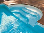 Escalier piscine - DOM COMPOSIT &reg;